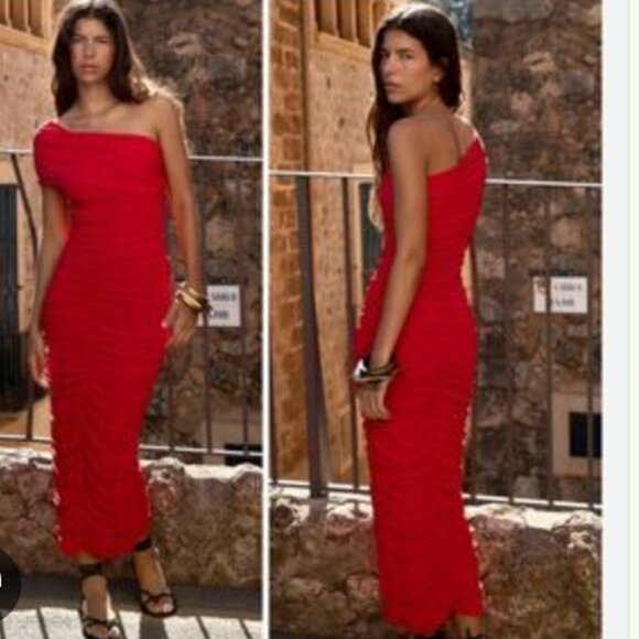 NWOT Zara ASYMMETRICAL KNIT DRAPED Ruched One Shoulder Bloggers Fave DRESS  Smal - Picture 2 of 11